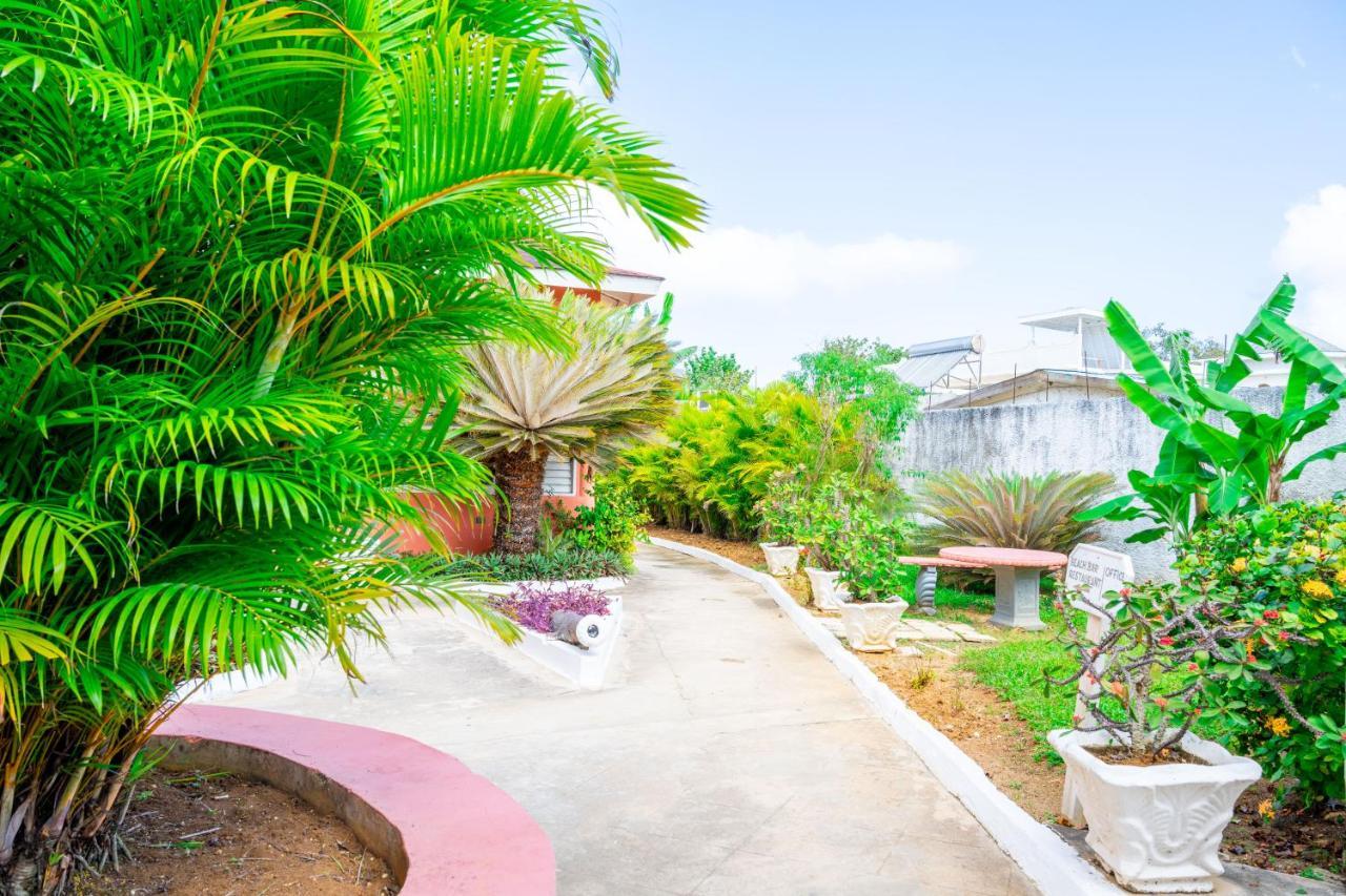Shields Negril Villas מראה חיצוני תמונה