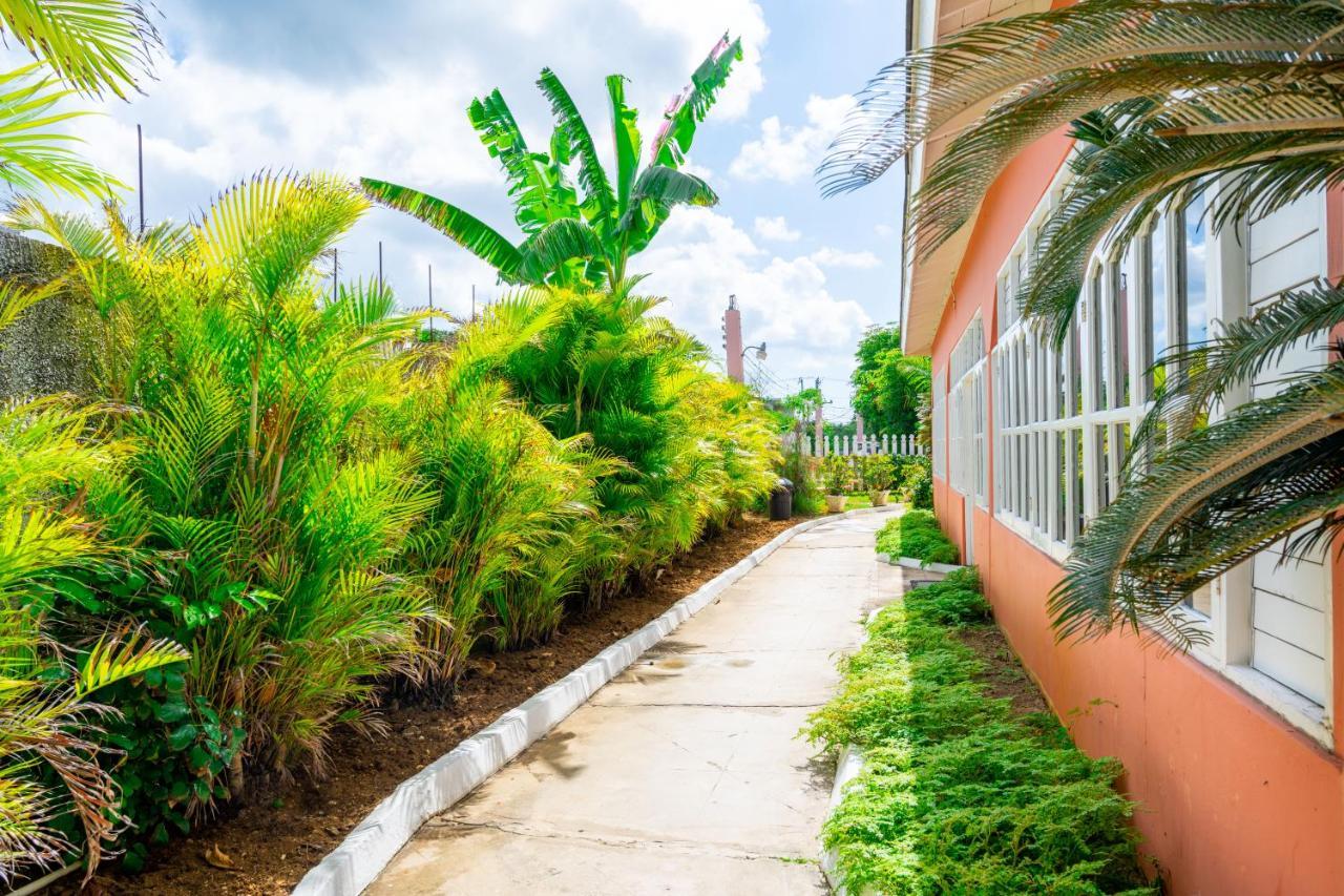 Shields Negril Villas מראה חיצוני תמונה