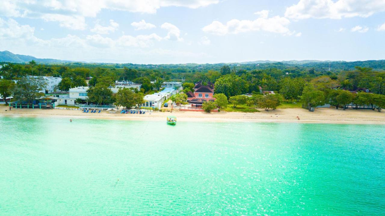 Shields Negril Villas מראה חיצוני תמונה