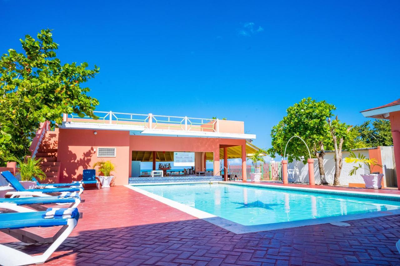 Shields Negril Villas מראה חיצוני תמונה