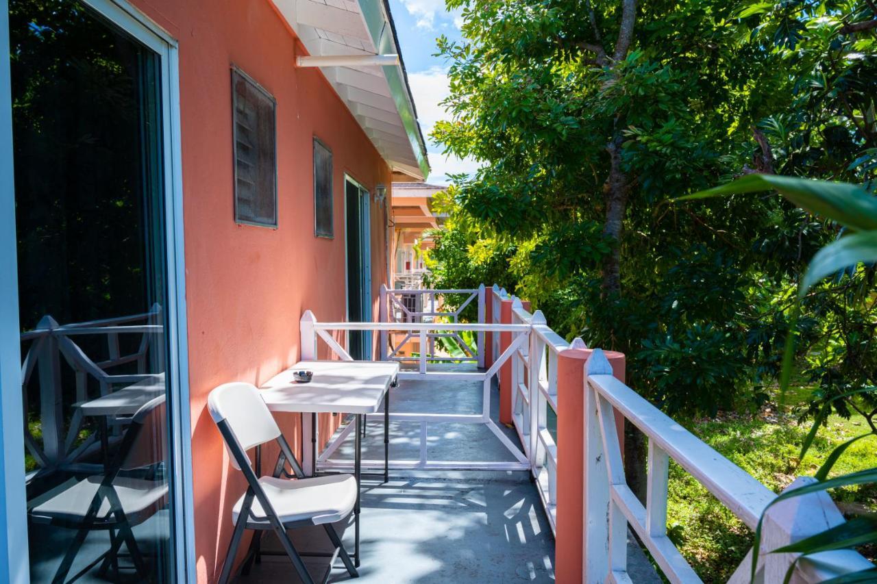Shields Negril Villas מראה חיצוני תמונה