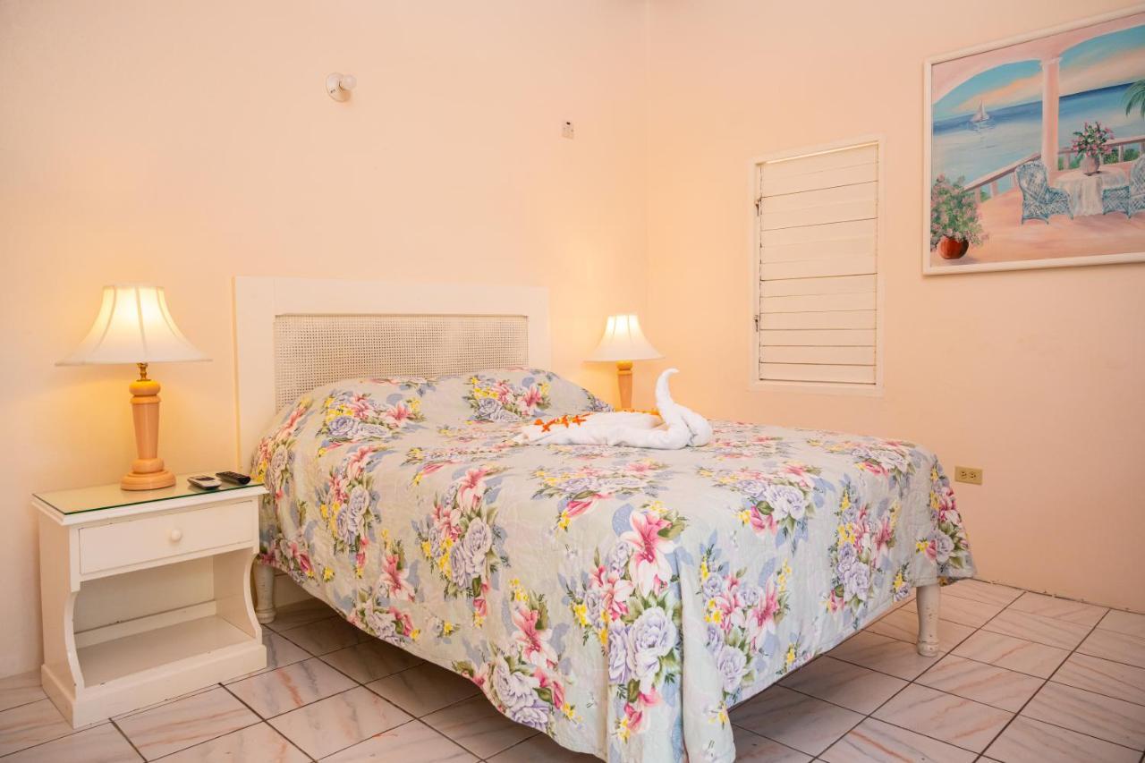 Shields Negril Villas מראה חיצוני תמונה