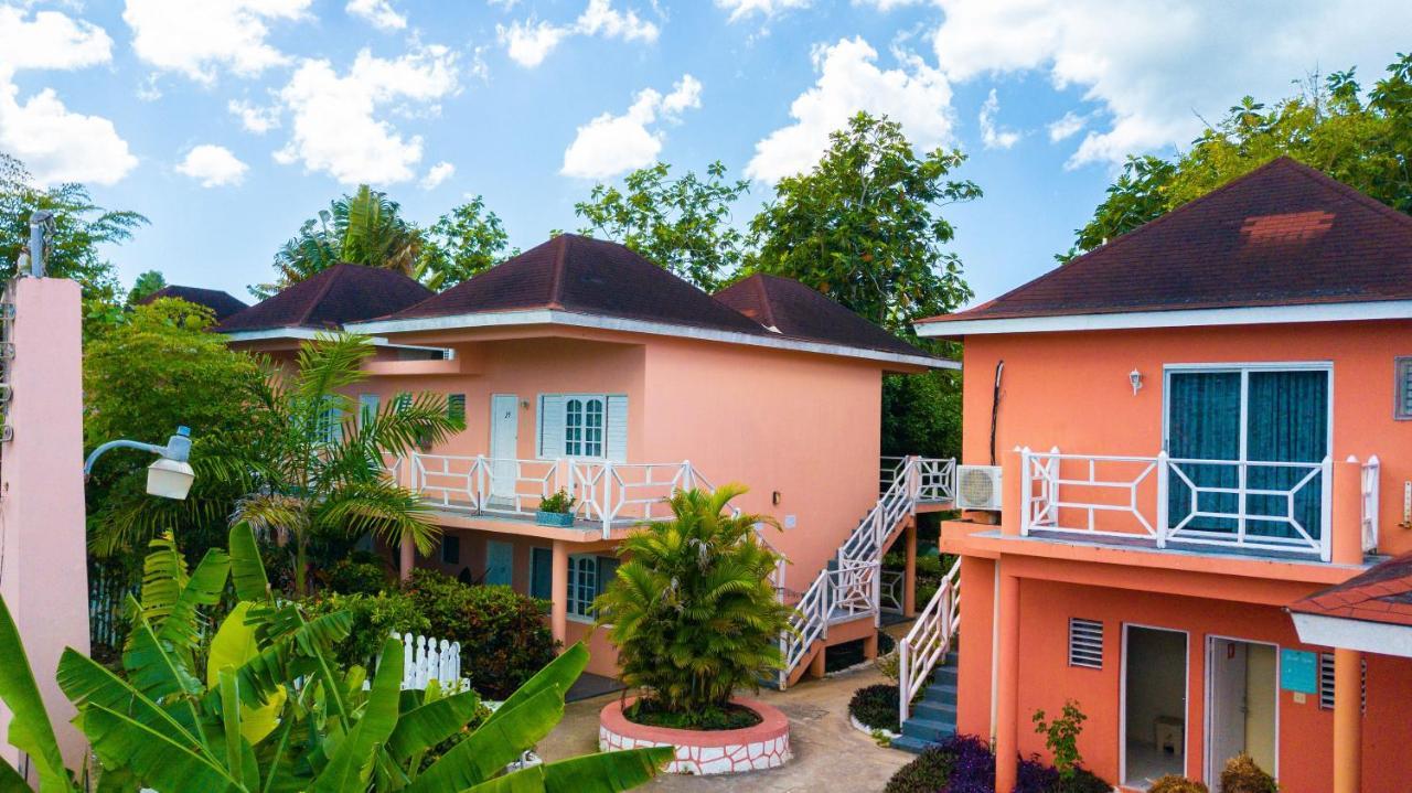 Shields Negril Villas מראה חיצוני תמונה