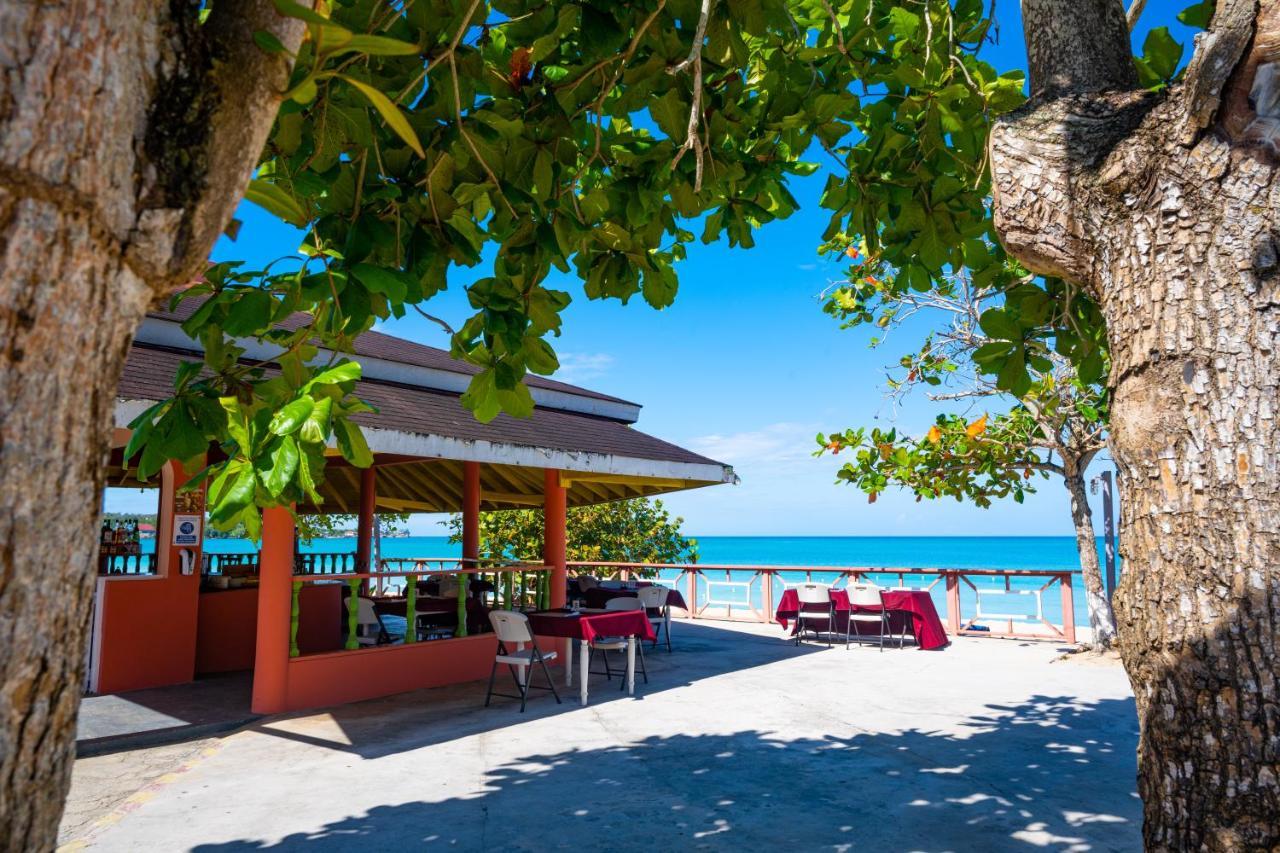 Shields Negril Villas מראה חיצוני תמונה