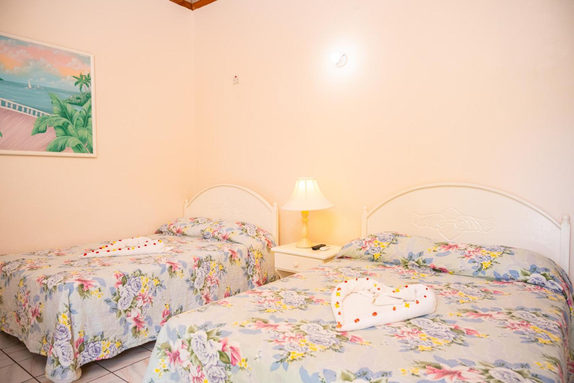 Shields Negril Villas חדר תמונה