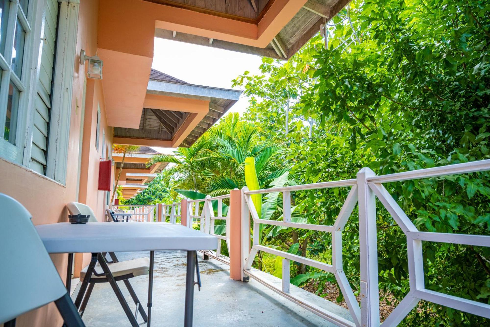 Shields Negril Villas חדר תמונה
